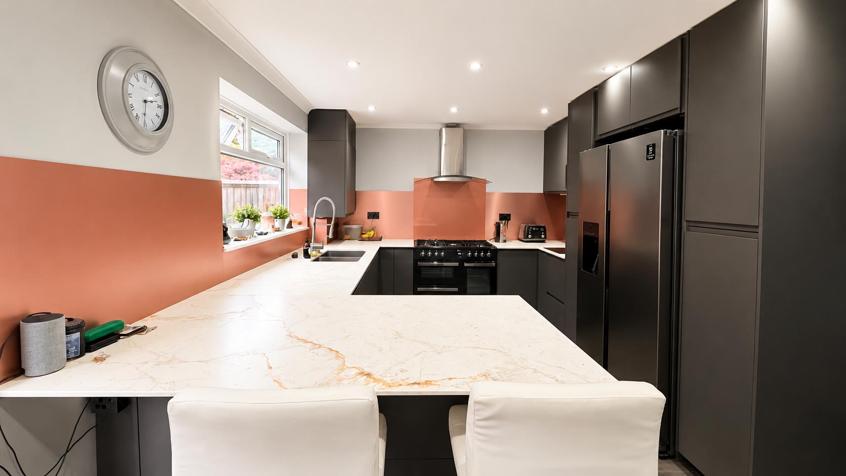 3 bed property in Park Crescent, Hastings